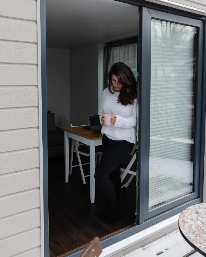 Tinylodge Am Ellertshaeuser See Stadtlauringen 외부 사진